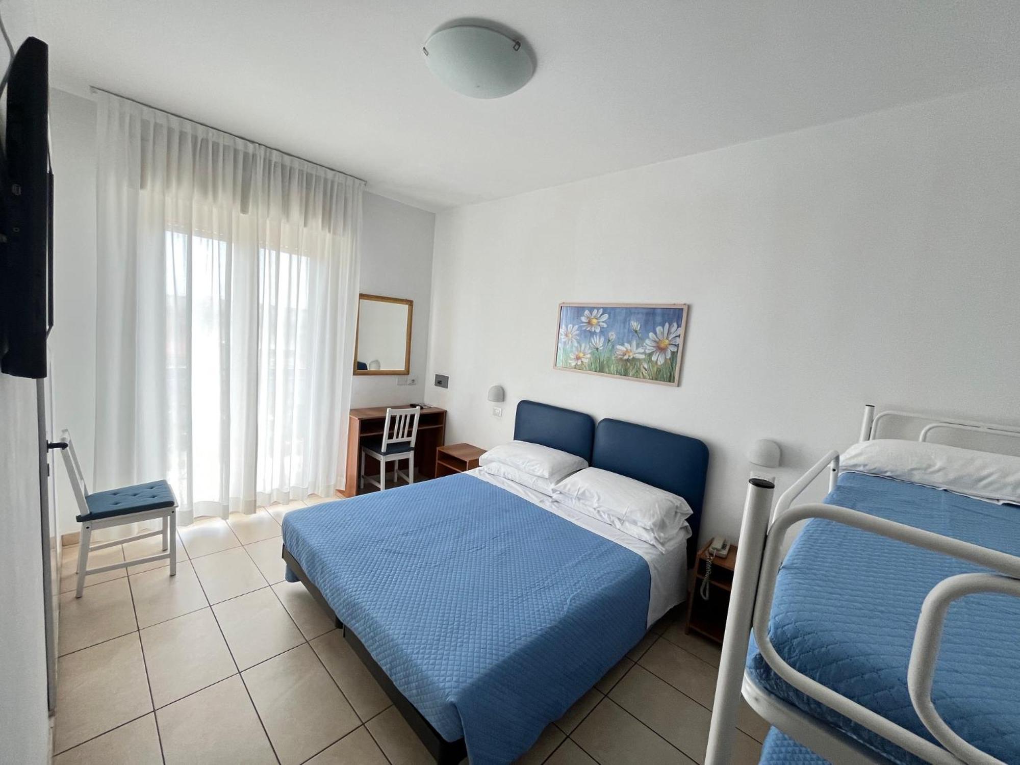 Hotel Berenice Rimini Exterior photo
